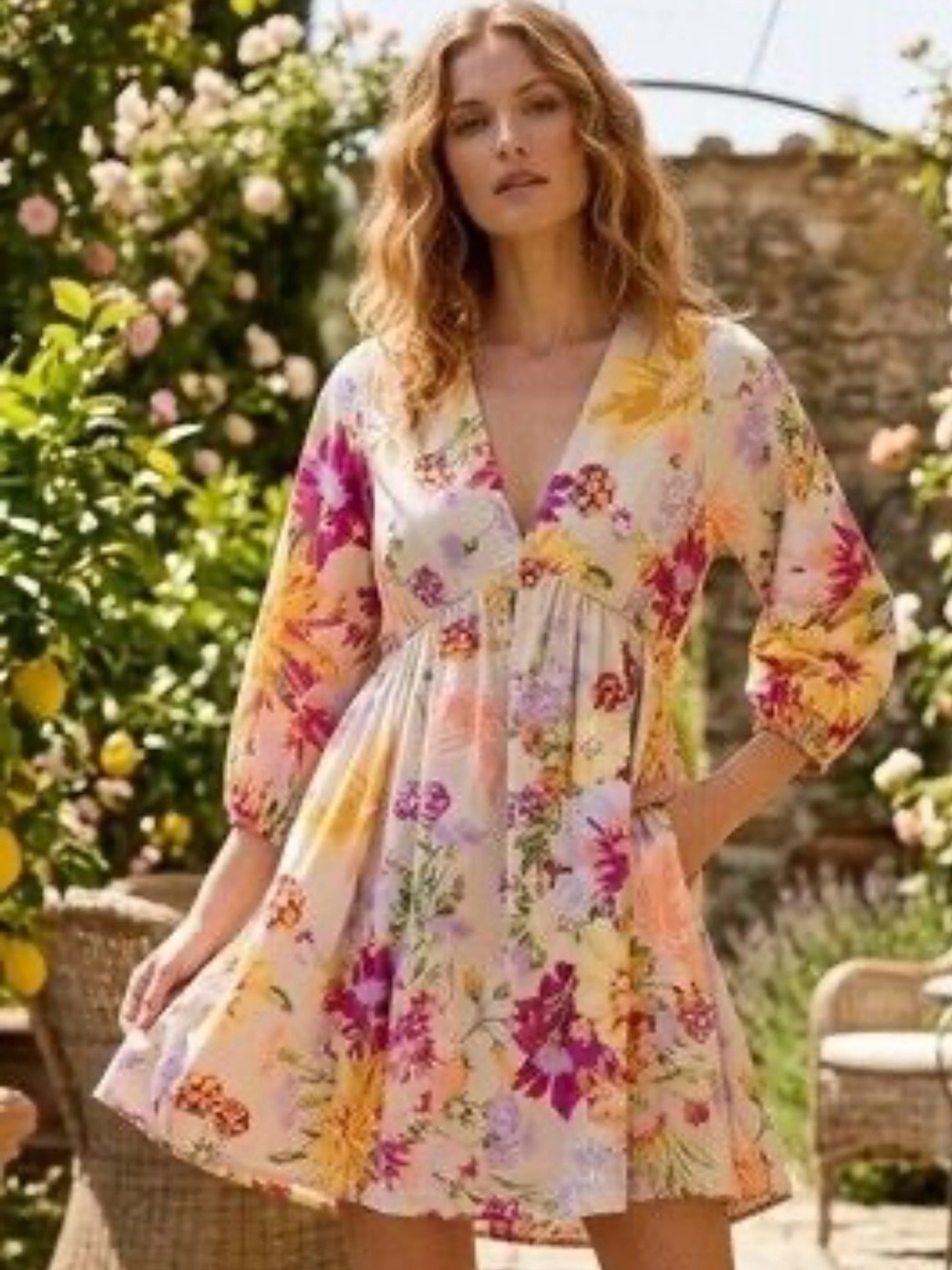 H&M V neck dress - size M